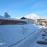 Hotel-gasthof Zur Schoenen Aussicht Otel