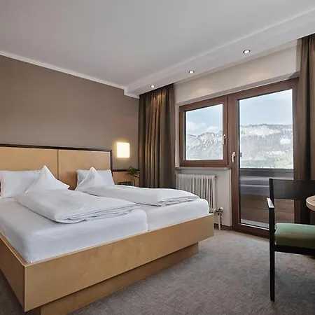 Hotel-gasthof Zur Schoenen Aussicht Отель