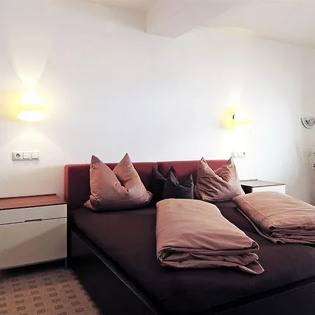 מלון Hotel-gasthof Zur Schoenen Aussicht 3*