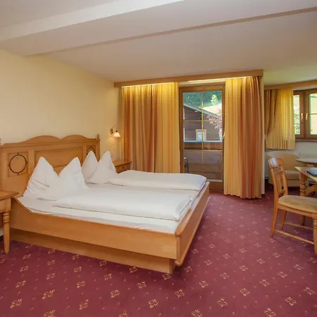 Hotel-gasthof Zur Schoenen Aussicht מלון