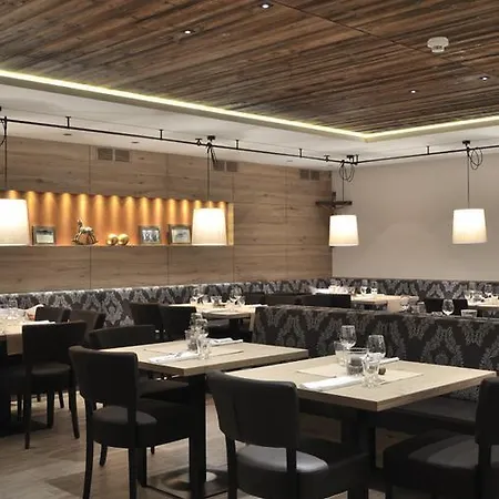 Hotel-gasthof Zur Schoenen Aussicht 3* St. Johann in Tirol