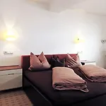 Hotel Hotel-gasthof Zur Schoenen Aussicht 3*
