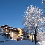 Hotel-gasthof Zur Schoenen Aussicht 3*